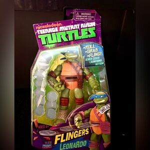 Nickelodeon TMNT Flingers Leonardo Figure - Green and Brown